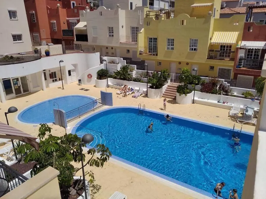 Maison En Duplex & Rooftop Callao Salvaje Spanien